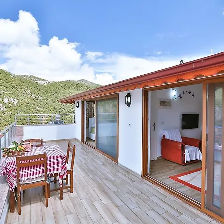 Sude Apart Kaş